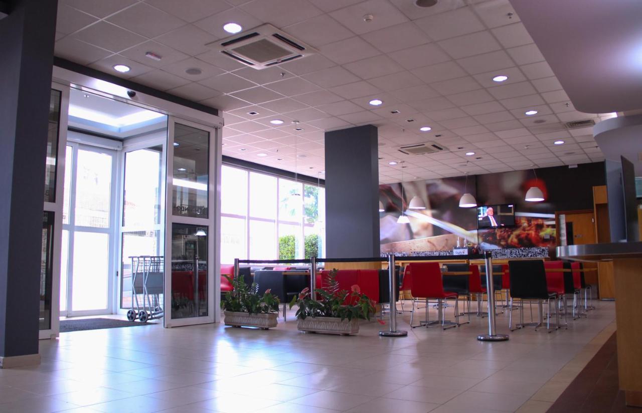 فندق Ibis جابوتيكابال المظهر الخارجي الصورة